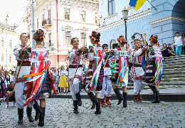У Чернівцях проходить дводенний фольклорний фестиваль "Буковинські зустрічі"