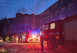 Пожежа на меблевій фабриці у Чернівцях: подробиці від рятувальників