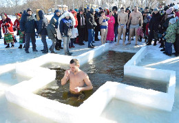 Купання не змиває гріхи: в ПЦУ розвінчали міф про Водохреща