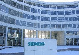 Німецький SIEMENS підписав "смертний вирок" усій російській промисловості - журналіст Ростислав Демчук з Брюсселя