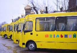 До початку навчального року на Буковині придбають 28 шкільних автобусів