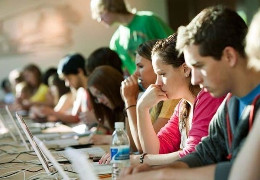 Гранти на навчання та зміни у тестах: що чекає на абітурієнтів у вступній кампанії 2024