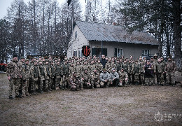 Вишкільний табір - у польових умовах: як буковинських старшокласників тренують "Вовки да Вінчі"