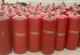 Уряд вирішив скасувати для частини українців плату за газ на зиму. Але не для всіх