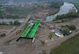 Тису не треба буде перепливати: на кордоні з Румунією будують міст. ВІДЕО