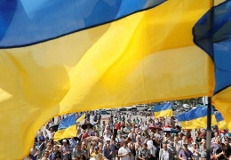 Опитування Центру Разумкова: рейтинг довіри до Зеленського за рік впав на 24%. Порошенко взагалі в політичних аутсайдерах