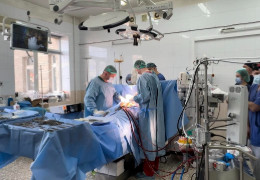 Вдруге народжені після зупинки серця. У Чернівецькій обласній клінічній лікарні провели дві успішні операції на відкритому серці