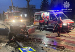 Жахливе ДТП сталося у Чернівцях біля Депоту (перехрестя вулиць Головної та Ентузіастів). ЕКСКЛЮЗИВНЕ ВІДЕО