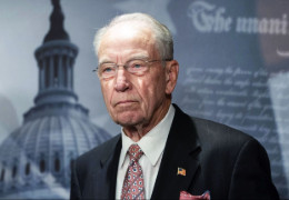 Впливовий конгресмен не стримався і сказав все Трампу. У Республіканській партії США наростає невдоволення політикою президента з приводу росії